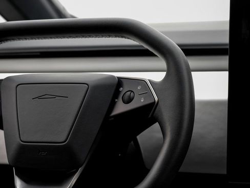 Used 2024 Tesla Cybertruck AWD Crew Cab image 17