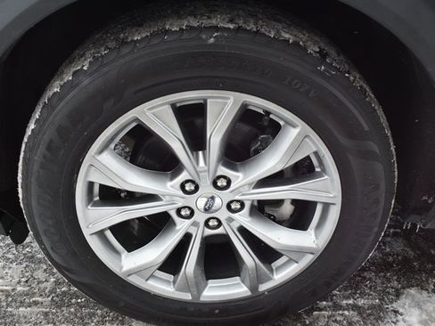 Used 2020 Ford Explorer XLT w/ Equipment Group 202A image 54