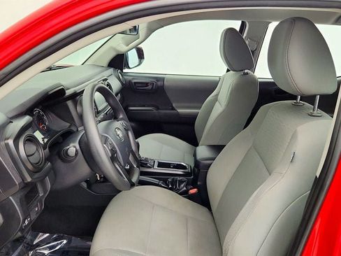 Used 2018 Toyota Tacoma SR w/ SR Convenience Package AWD/4WD image 18