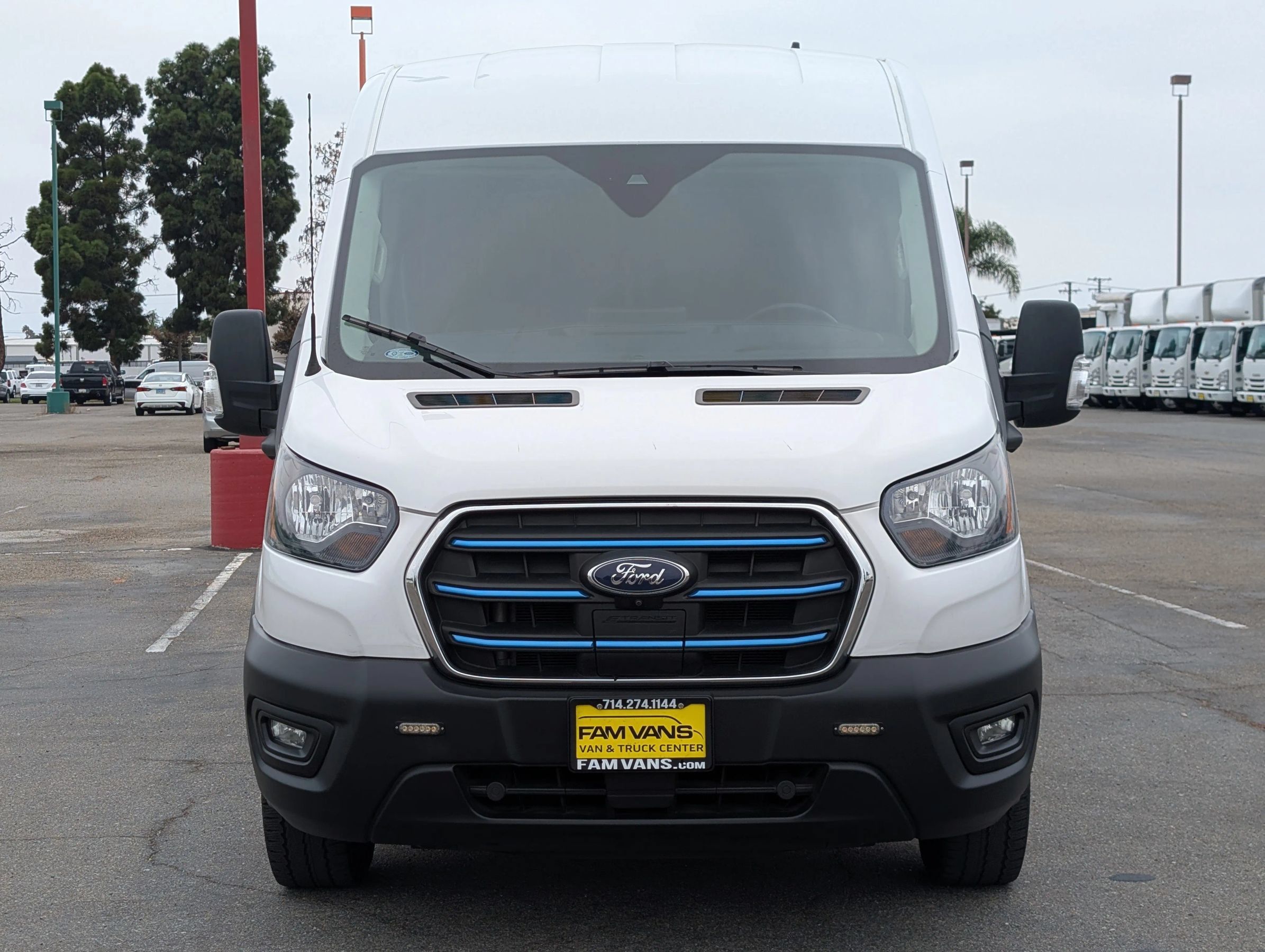 Used 2022 Ford E-Transit Medium Roof w/ Load Area Protection Package RWD image 2