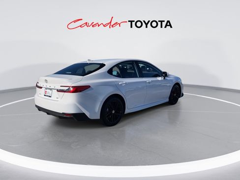 Certified 2026 Toyota Camry SE w/ Convenience Package image 8