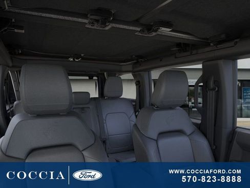 New 2025 Ford Bronco Badlands w/ Sasquatch Package image 12