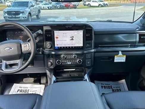 New 2025 Ford F350 Lariat w/ Lariat Ultimate Package image 33