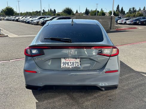 Used 2024 Honda Civic Sport image 6