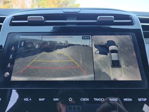 Used 2023 Hyundai Santa Cruz Limited image 17