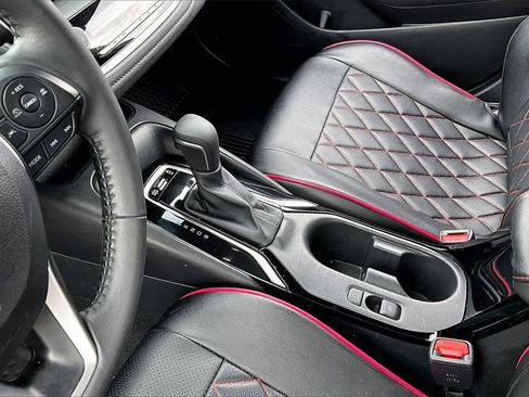 Used 2023 Toyota Corolla SE image 14