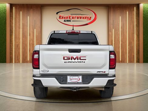Used 2024 GMC Canyon AT4 w/ Technology Package AWD/4WD image 6