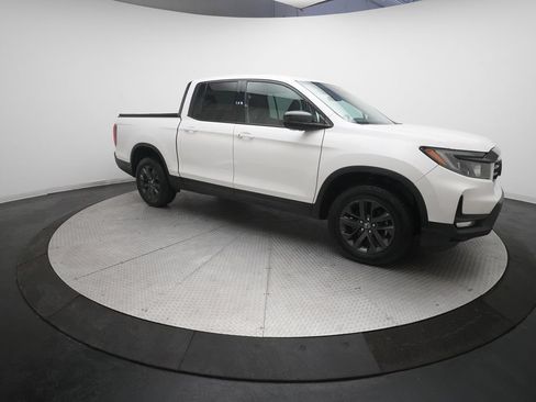 Certified 2023 Honda Ridgeline Sport image 36