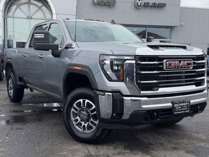 Used 2025 GMC Sierra 2500 SLE w/ SLE Value Package;