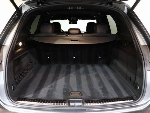 Used 2024 Mercedes-Benz GLE 350 4MATIC w/ AMG Line Exterior image 29