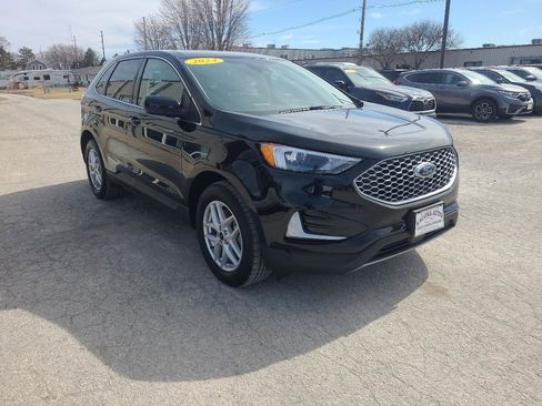 Used 2024 Ford Edge SEL image 4