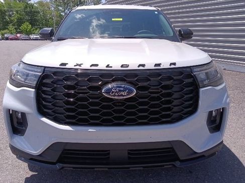 New 2026 Ford Explorer ST-Line RWD image 8