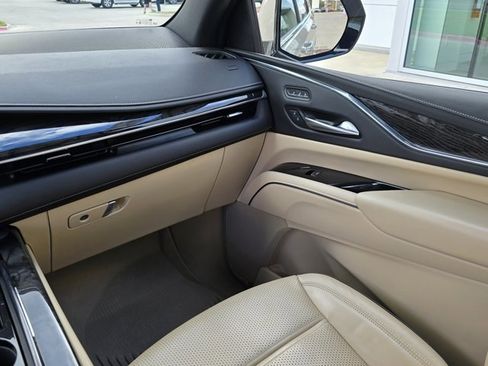 Used 2023 Cadillac Escalade Premium Luxury w/ LPO, Floor Liner Package image 22