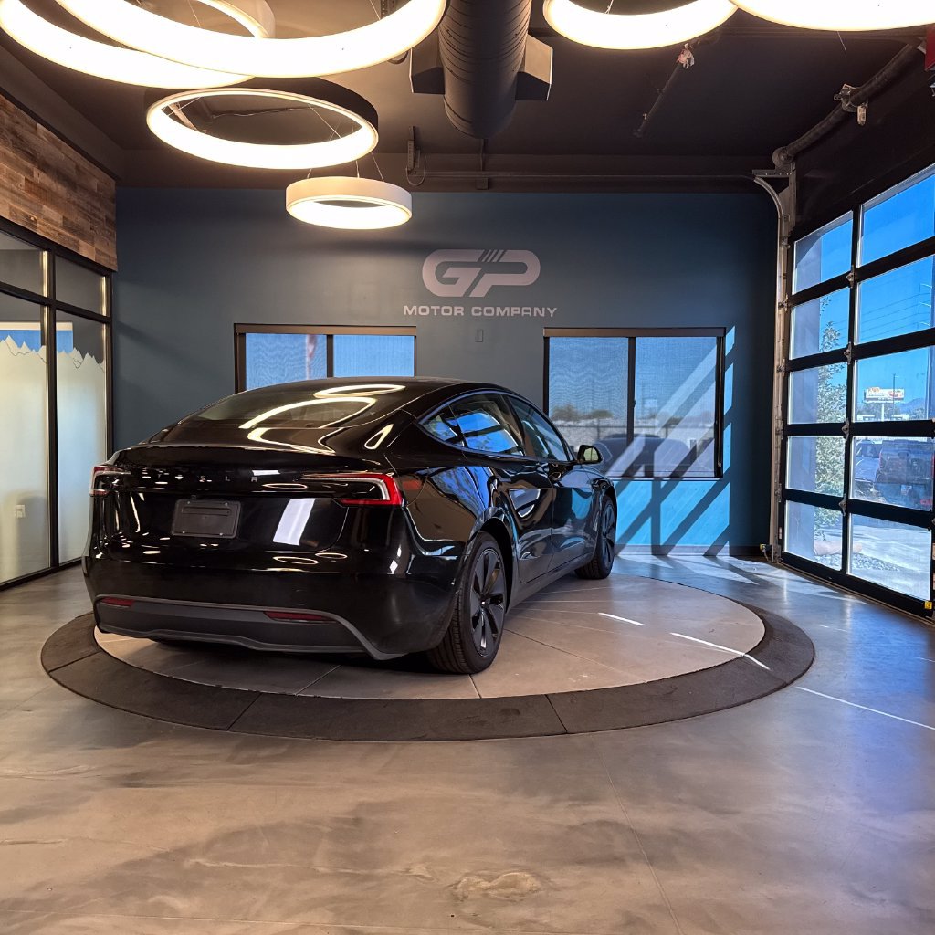 Used 2025 Tesla Model 3 Long Range RWD image 3