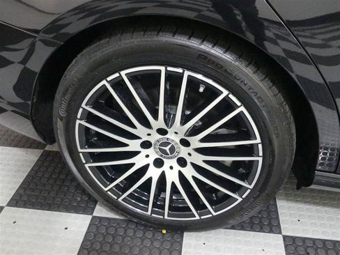 Used 2023 Mercedes-Benz C 300 4MATIC Sedan image 16