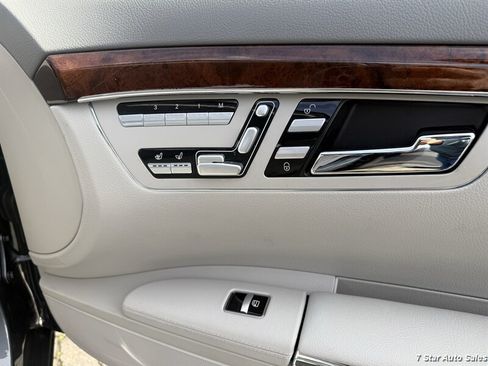 Used 2010 Mercedes-Benz S 550 image 26