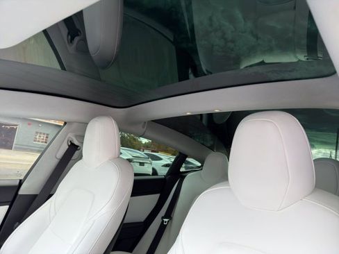 Used 2019 Tesla Model 3 Long Range image 19