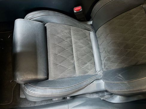 Used 2023 Nissan Maxima SR w/ Sport Mat Group FWD image 19