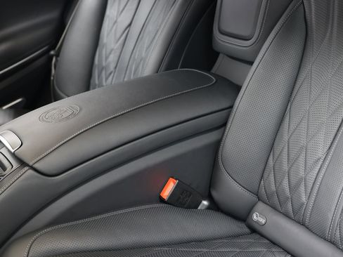 Used 2018 Mercedes-Benz S 63 AMG S 4MATIC Sedan image 66