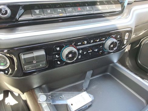 New 2026 Chevrolet Silverado 3500 High Country w/ High Country Premium Package image 33