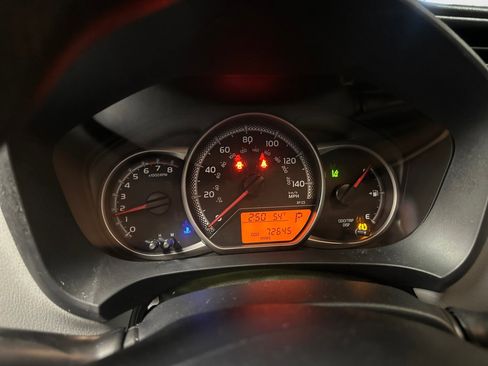 Used 2017 Toyota Yaris L image 13