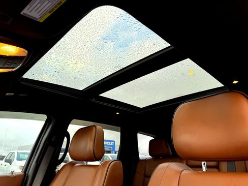 Used 2021 Jeep Grand Cherokee Summit w/ Platinum Series Group image 15