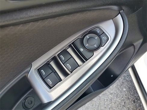 Used 2020 Chevrolet Malibu LS image 17