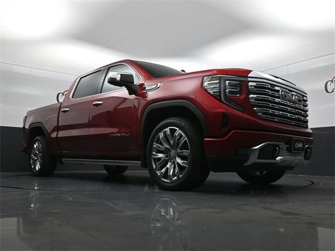 Used 2024 GMC Sierra 1500 Denali w/ Denali Reserve Package image 25