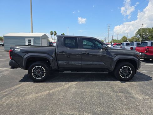 Used 2024 Toyota Tacoma TRD Sport w/ TRD Sport Upgrade Package RWD image 2