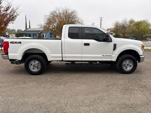 Used 2022 Ford F350 XL w/ Power Equipment Group image 6