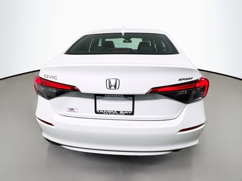 Used 2023 Honda Civic Sport image 6