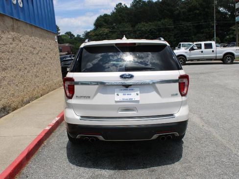 Used 2018 Ford Explorer Platinum AWD/4WD image 5