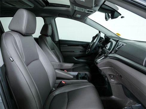 Used 2024 Honda Odyssey Touring image 24
