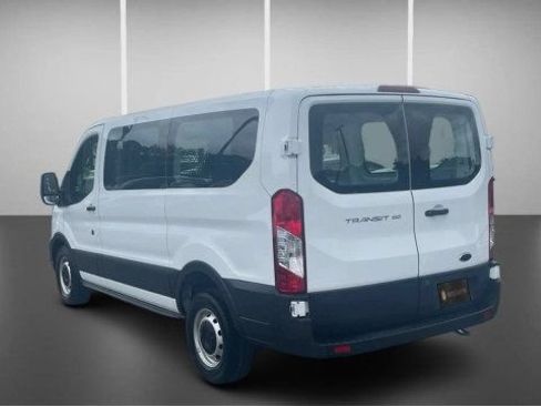 Used 2025 Ford Transit 150 Low Roof RWD image 10