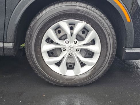 Certified 2025 Honda CR-V LX image 9