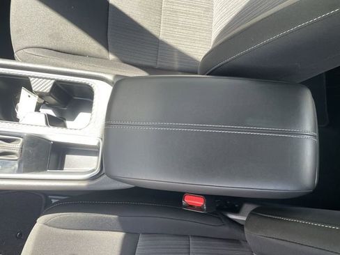 Used 2025 Nissan Sentra SV w/ Trunk Package FWD image 27
