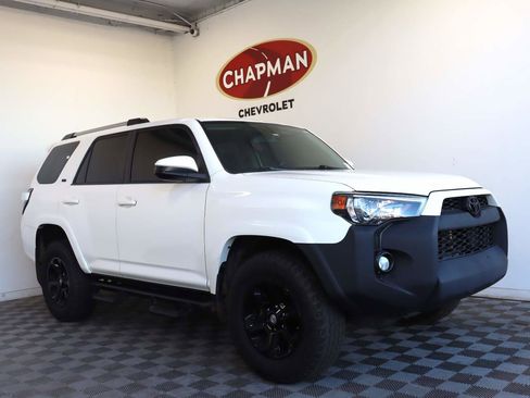 Used 2019 Toyota 4Runner SR5 image 1
