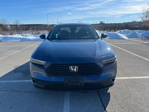 Used 2024 Honda Accord EX image 2