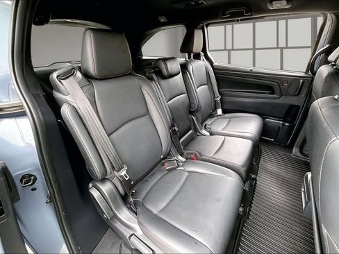 Certified 2024 Honda Odyssey Sport image 25