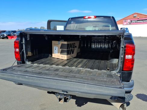 Used 2019 Chevrolet Silverado 3500 LT w/ LT Convenience Package image 15