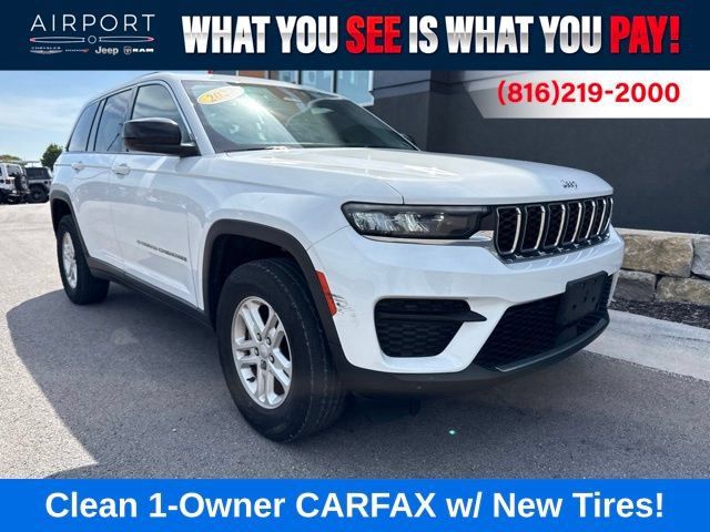 Used 2023 Jeep Grand Cherokee Laredo AWD/4WD image 1