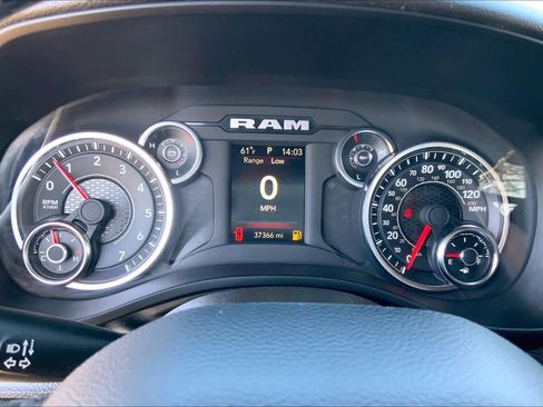 Used 2023 RAM 1500 Big Horn image 25