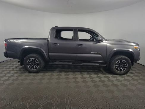 Used 2021 Toyota Tacoma TRD Sport image 10
