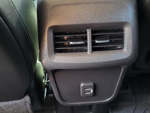 Used 2024 GMC Terrain SLT w/ Elevation Edition FWD image 21