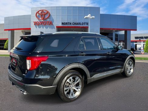 Used 2020 Ford Explorer Platinum AWD/4WD image 6