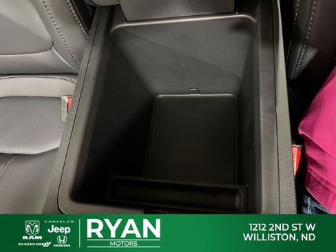 New 2026 Honda Pilot Touring image 23