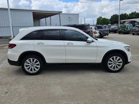 Used 2020 Mercedes-Benz GLC 300 image 4