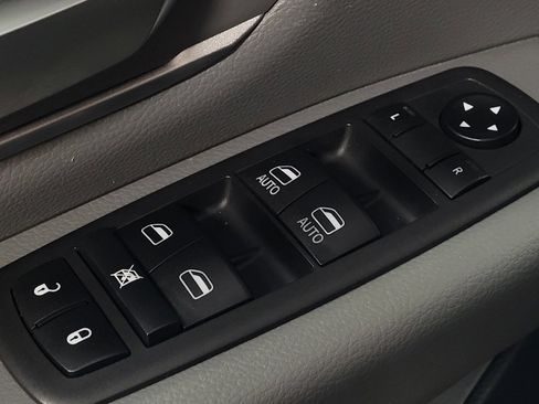 Used 2020 RAM 1500 Big Horn RWD image 27