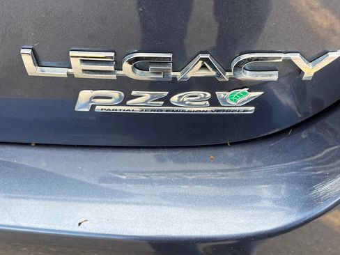 Used 2017 Subaru Legacy 2.5i Premium AWD/4WD image 24