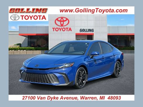 Used 2025 Toyota Camry SE w/ Multimedia Upgrade Package FWD image 1